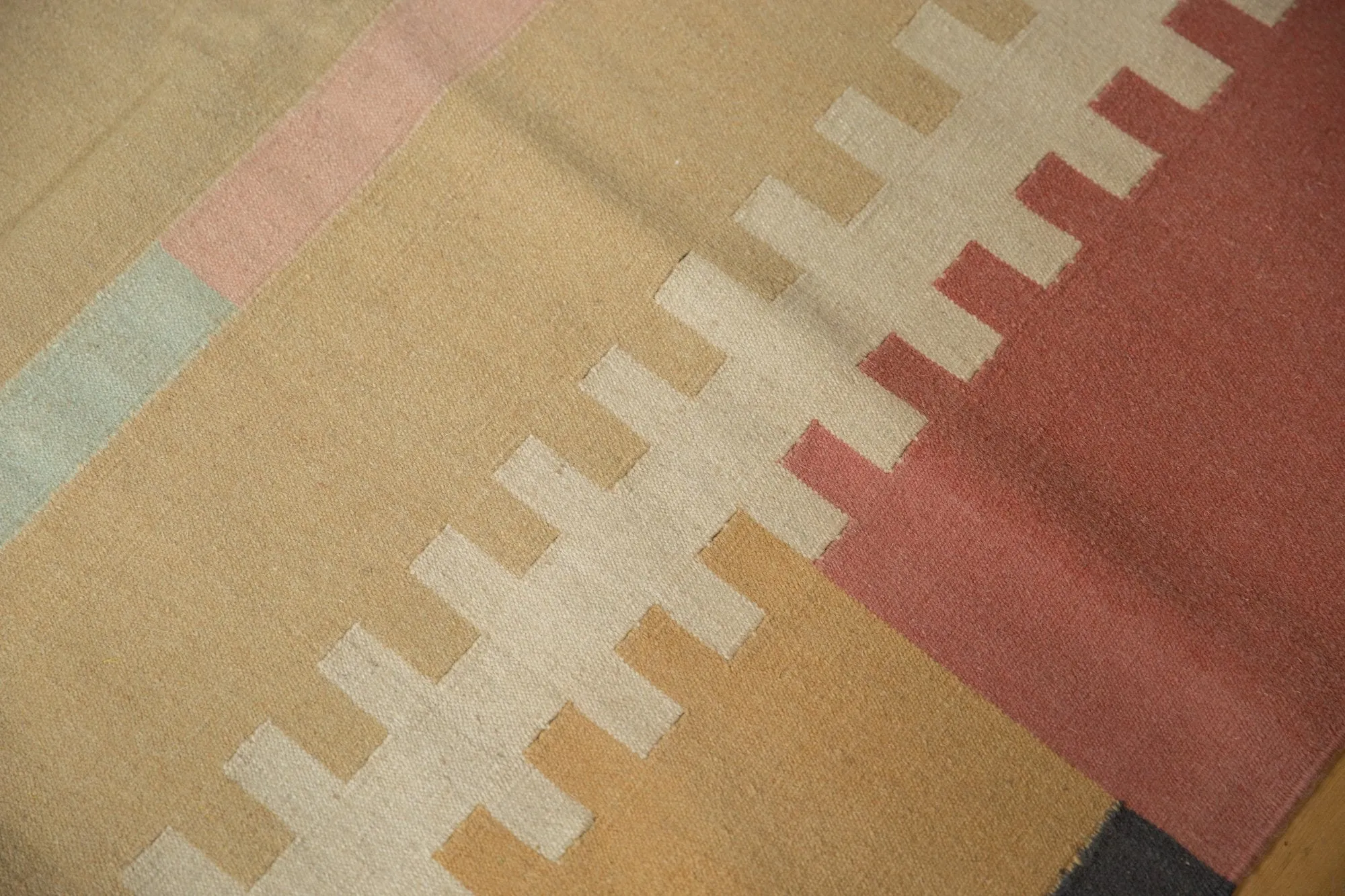 10x13.5 Vintage Contemporary Kilim Carpet