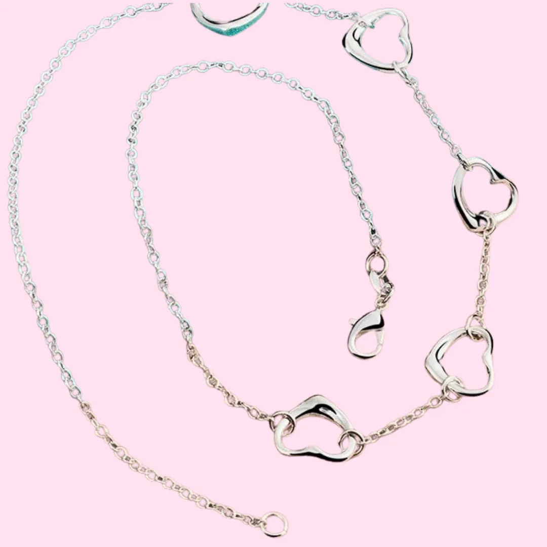 5 Hearts Hollow Necklace
