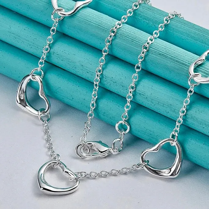 5 Hearts Hollow Necklace