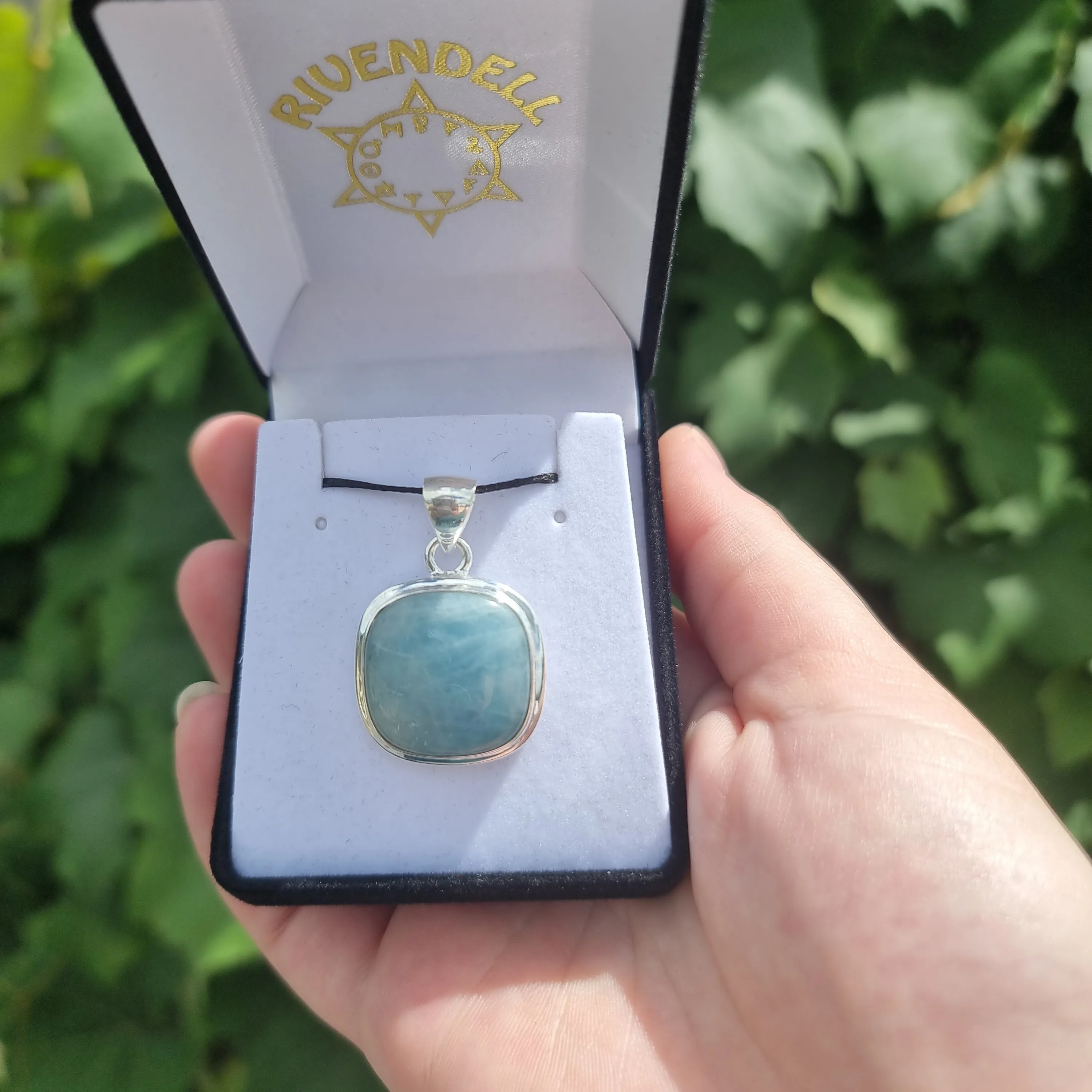 Aquamarine pendant