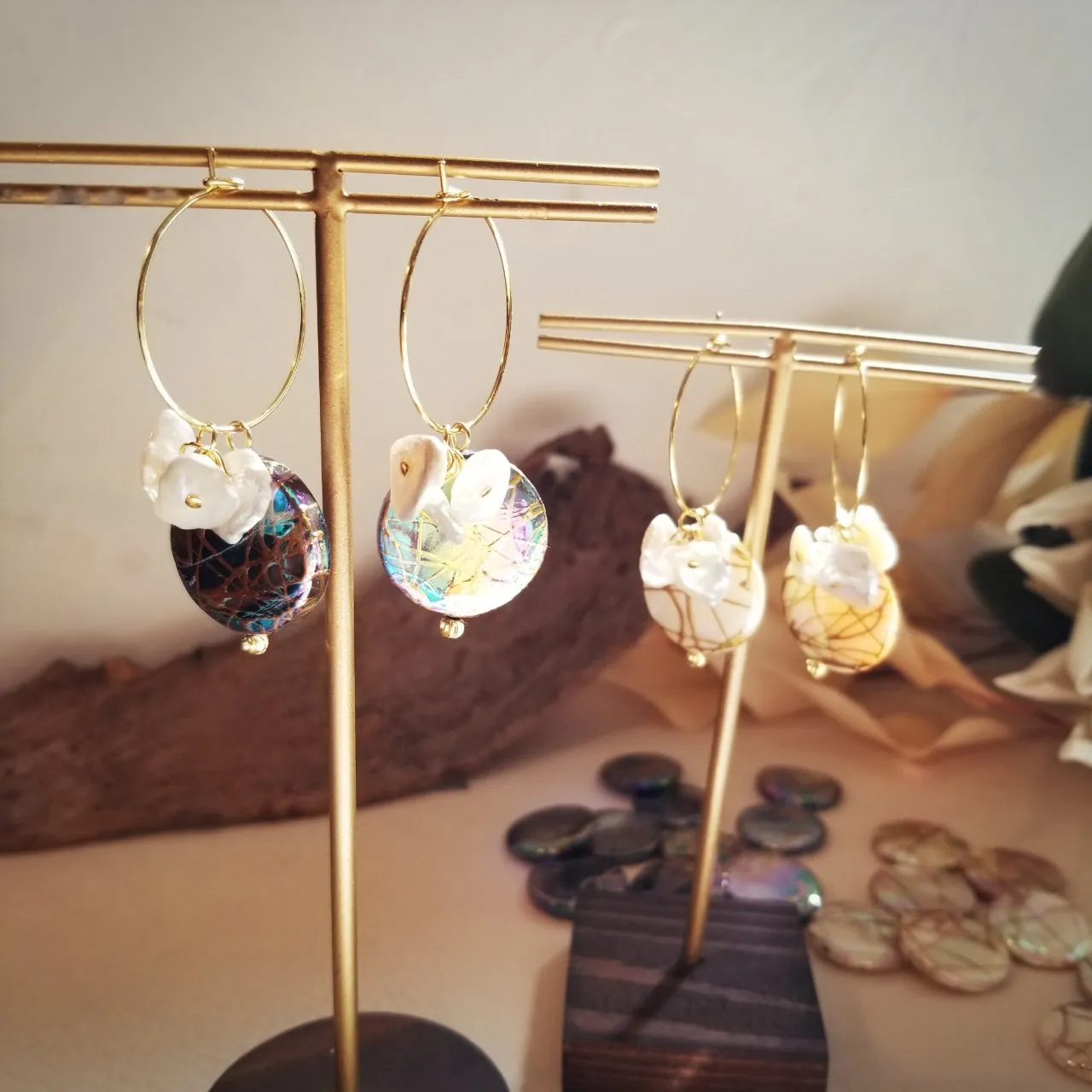 Aurora Art Shell Flower