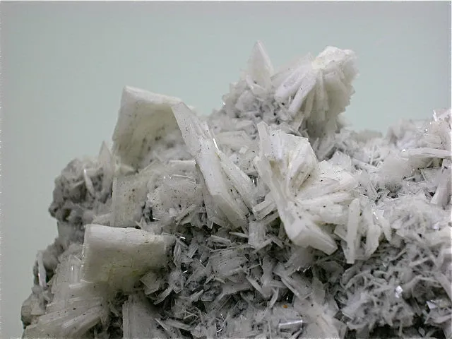 Barite, Julcani Mine, Huancavelica, Peru, Mined c. 2001, Kalaskie Collection #1077, Medium Cabinet 6.0 x 9.0 x 12.0 cm, $100. Online 11/1.