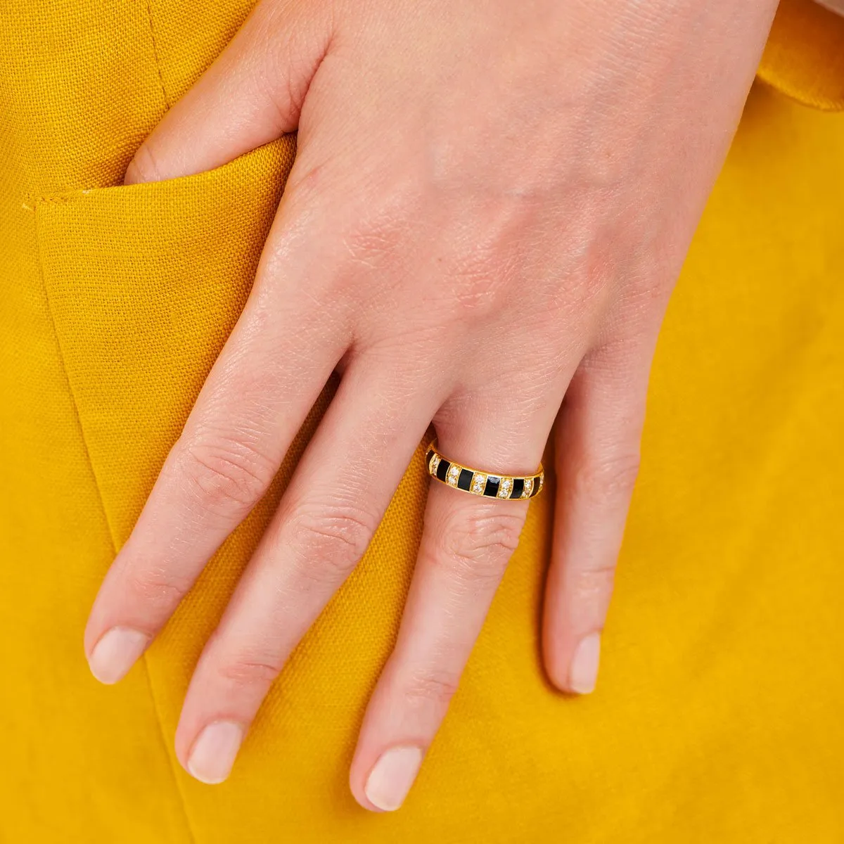 Billie ring black enamel and diamonds