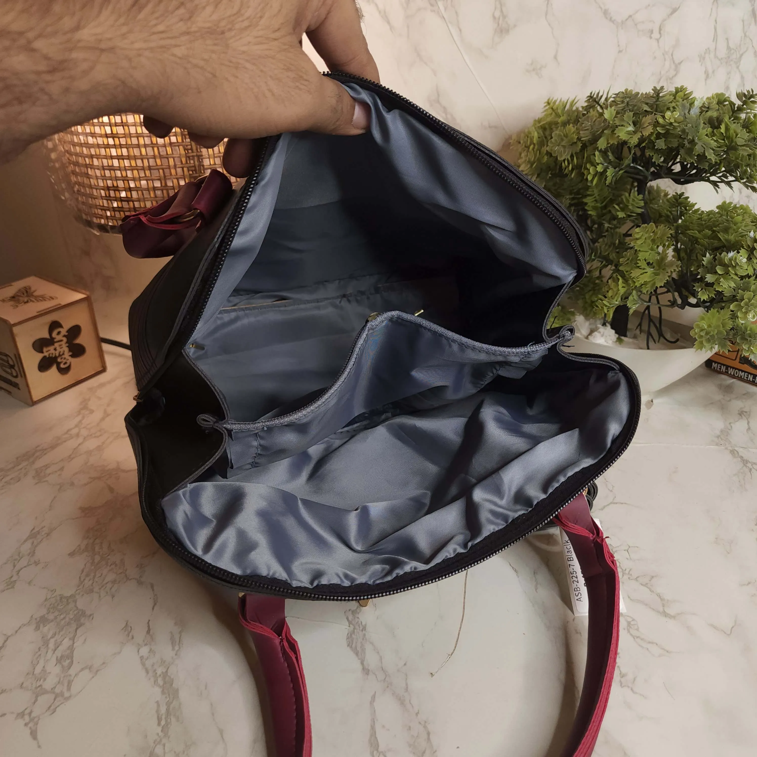 Black Twin Color Handbags