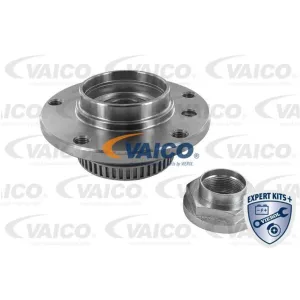BMW Wheel Hub With Bearing Front E34 E32 E31 31221139345