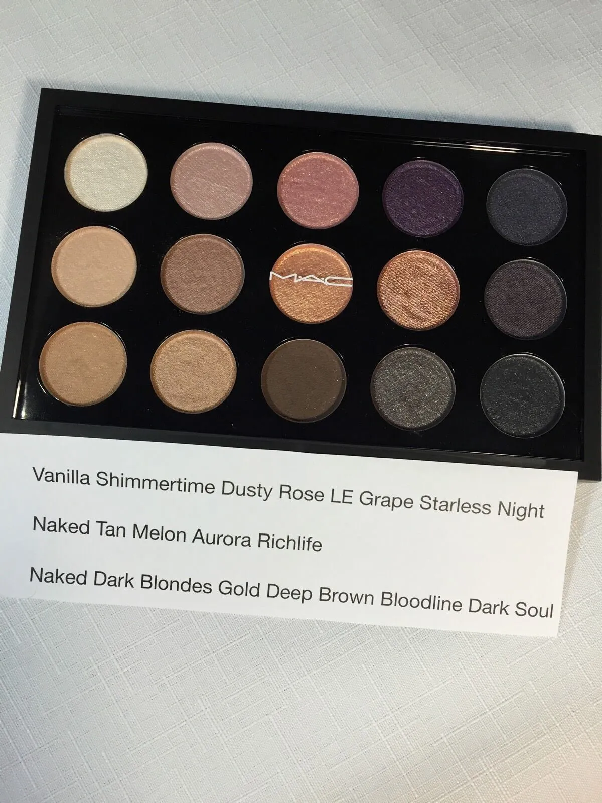 BNIB MAC 15 Pigment Pressed Pans Eyeshadow Palette Naked/Tan/Melon/grape/gold
