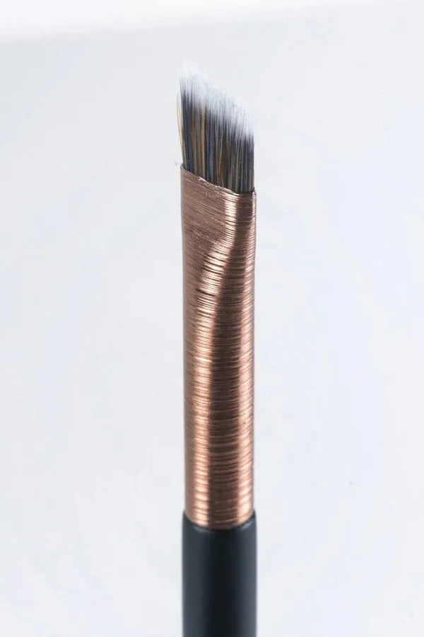 Brocha Angular para Delinear (YX1801) |Marifer Cosmetics