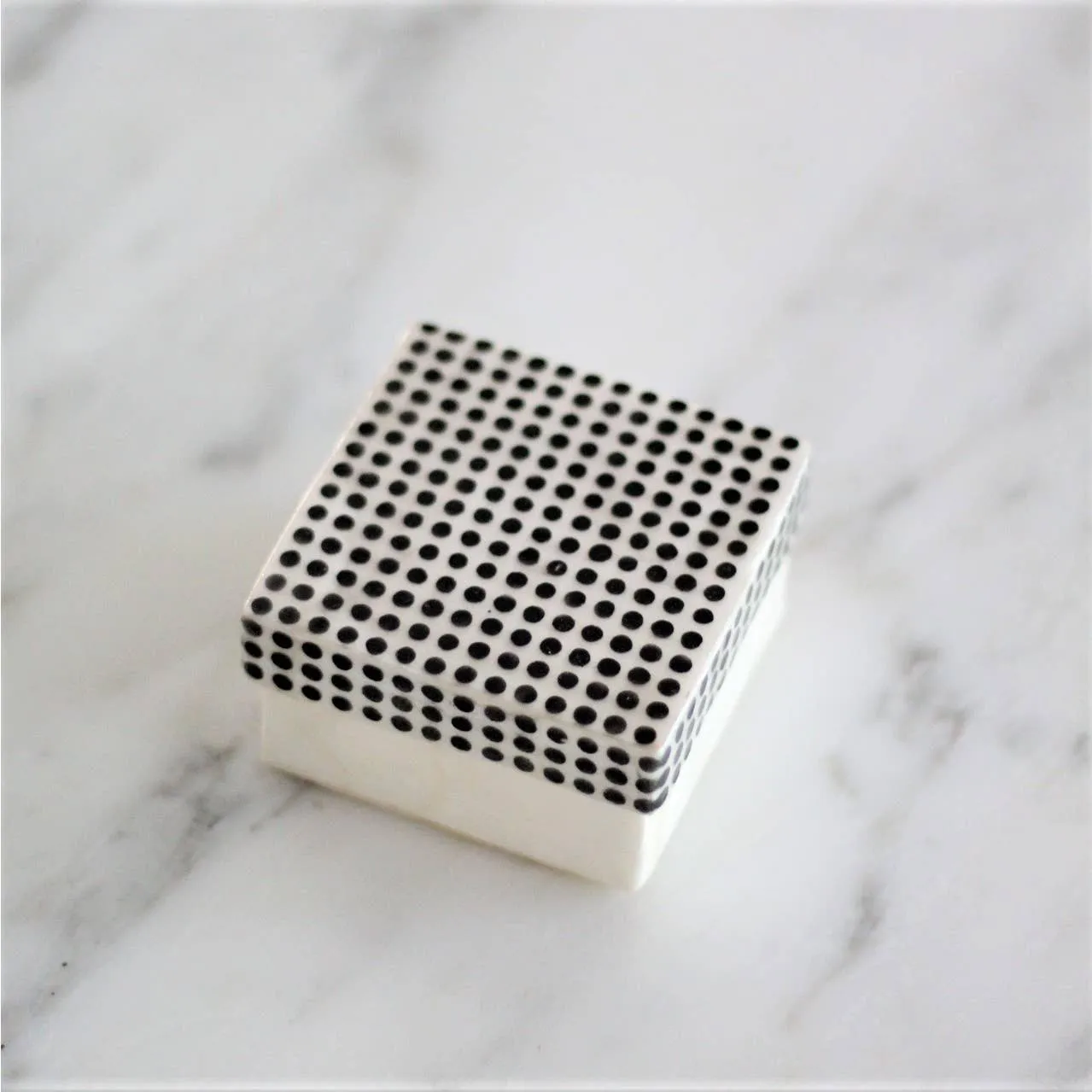 Capiz Box