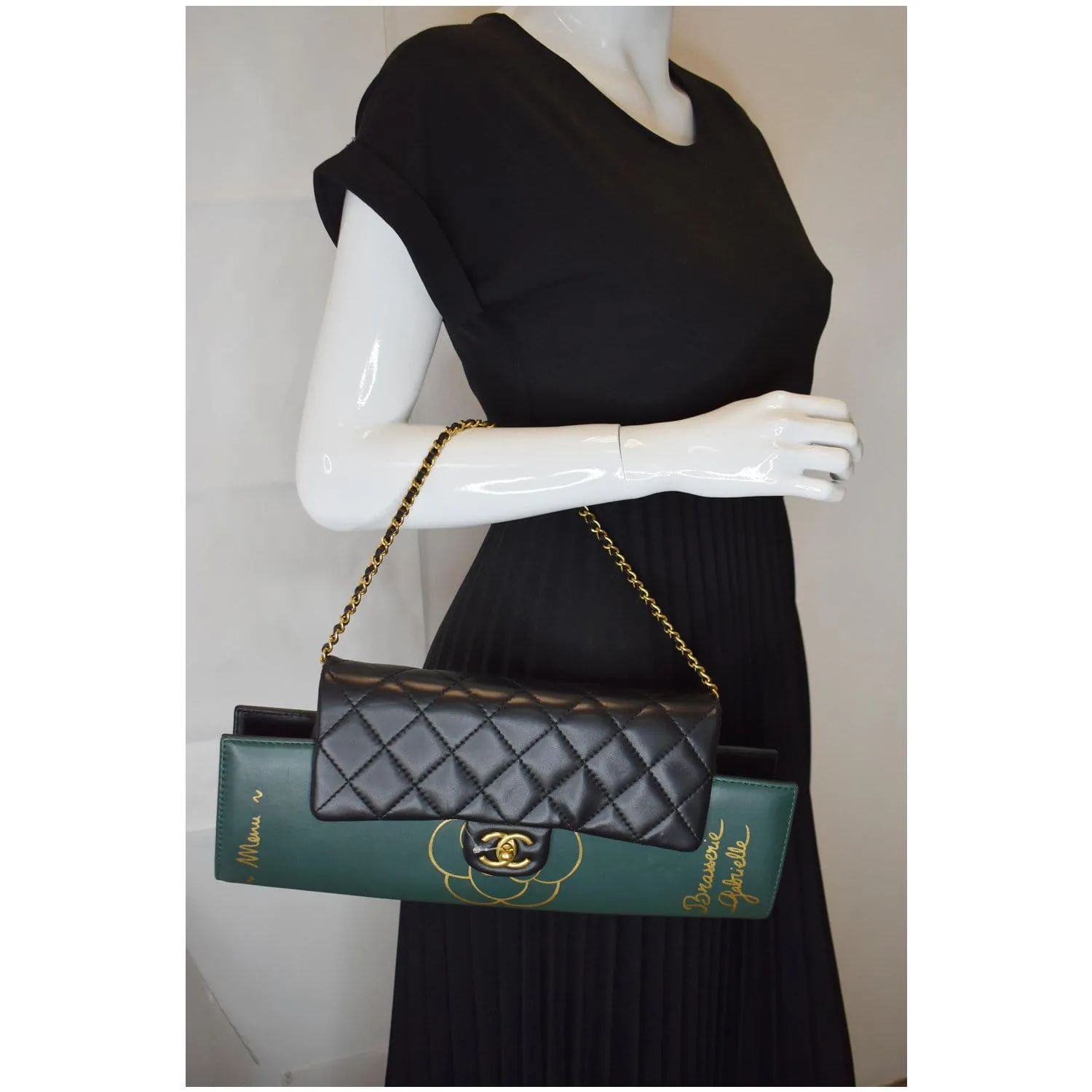 CHANEL Gabrielle Brasserie Menu Flap Calfskin Chain Clutch Bag Black