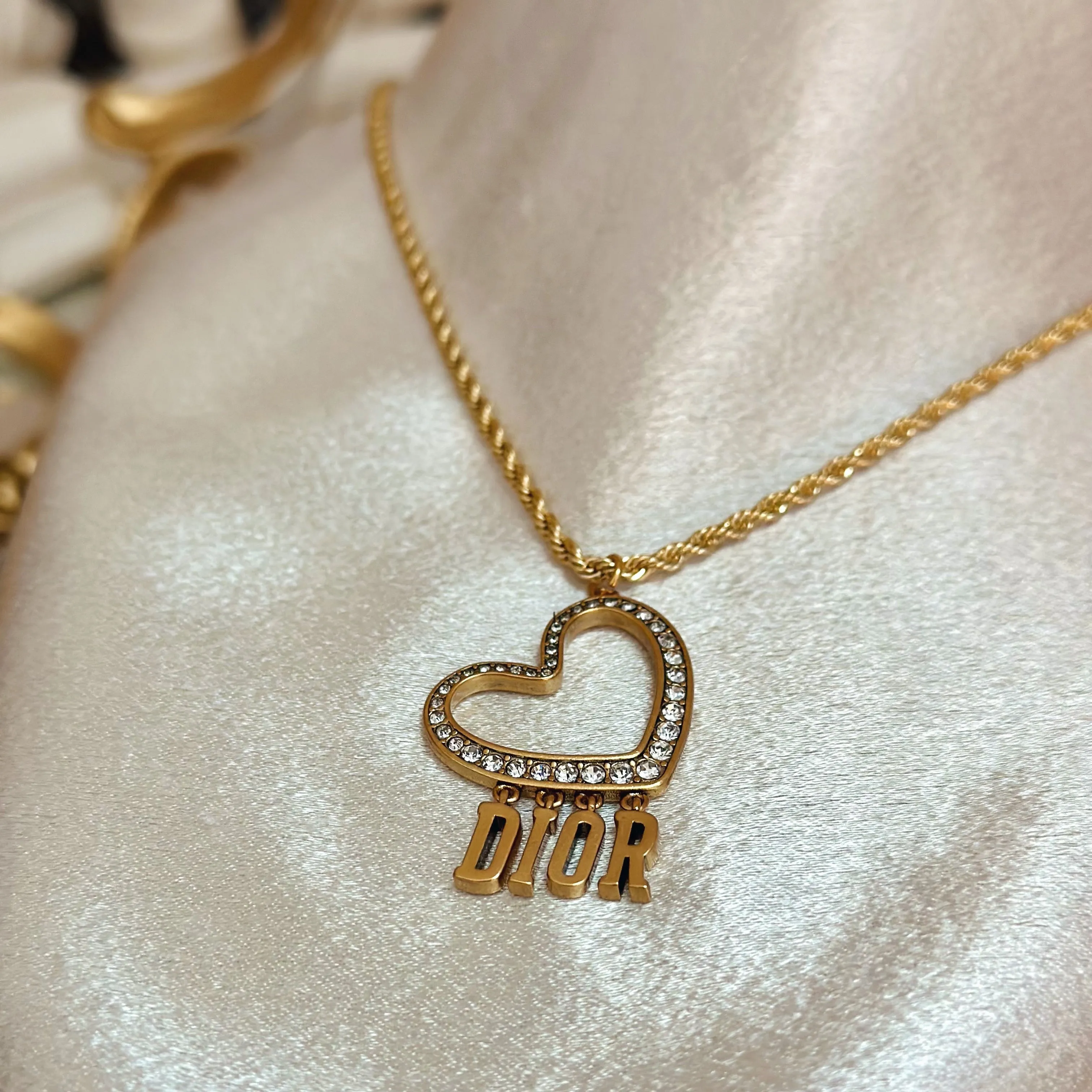 DIOR HEART ROPE CHAIN NECKLACE