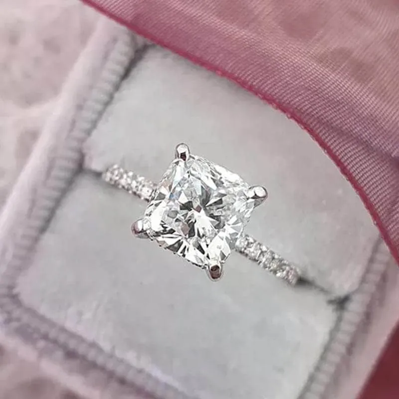 Elegant 1.5 Carat Cushion Cut Wedding Ring Set