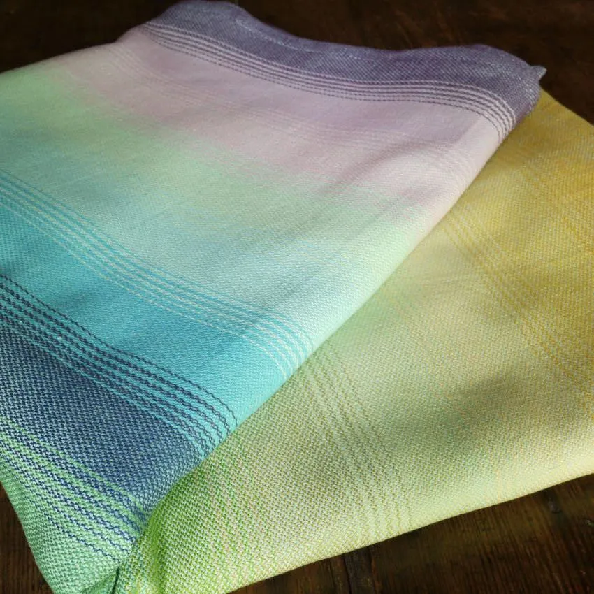 Exclusive Girasol Atlas Woven Wrap