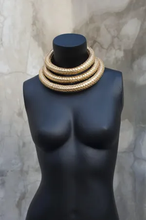 *EXCLUSIVE* GOLD COLORED JOKULL CHOKER