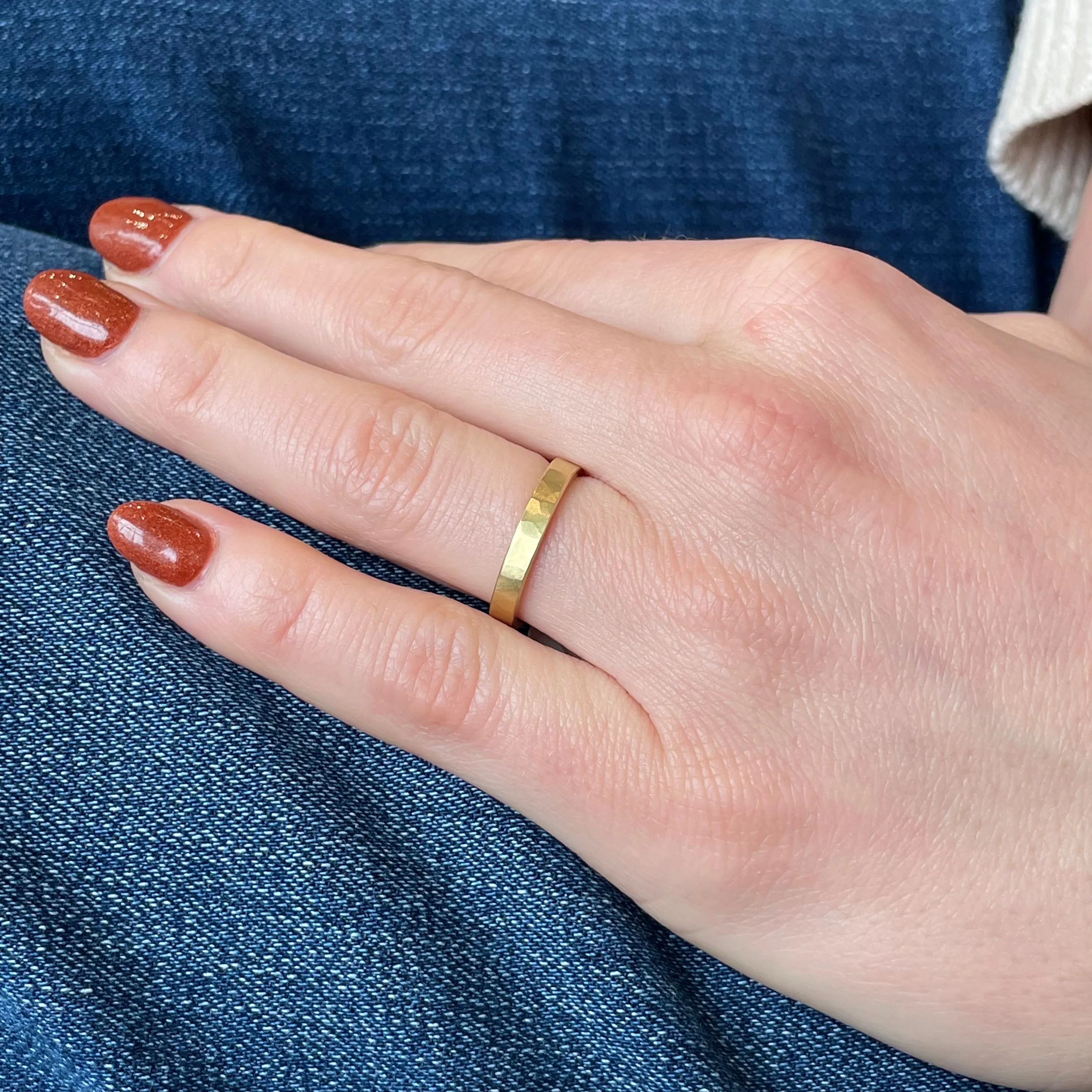 Gold Hammered Band 3mm