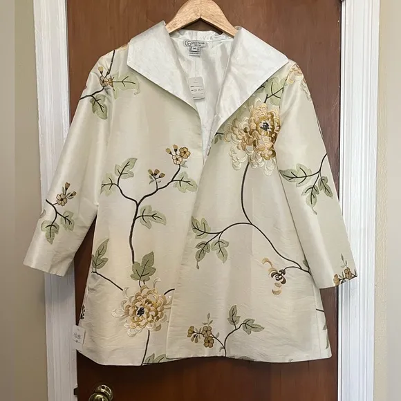 Grace Chuang Floral Embroidered Cream Jacket