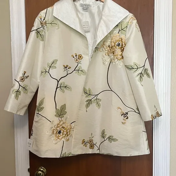 Grace Chuang Floral Embroidered Cream Jacket