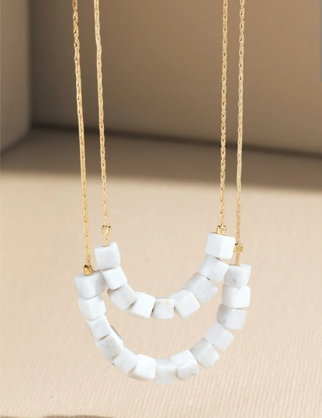 Howlite layered necklace *