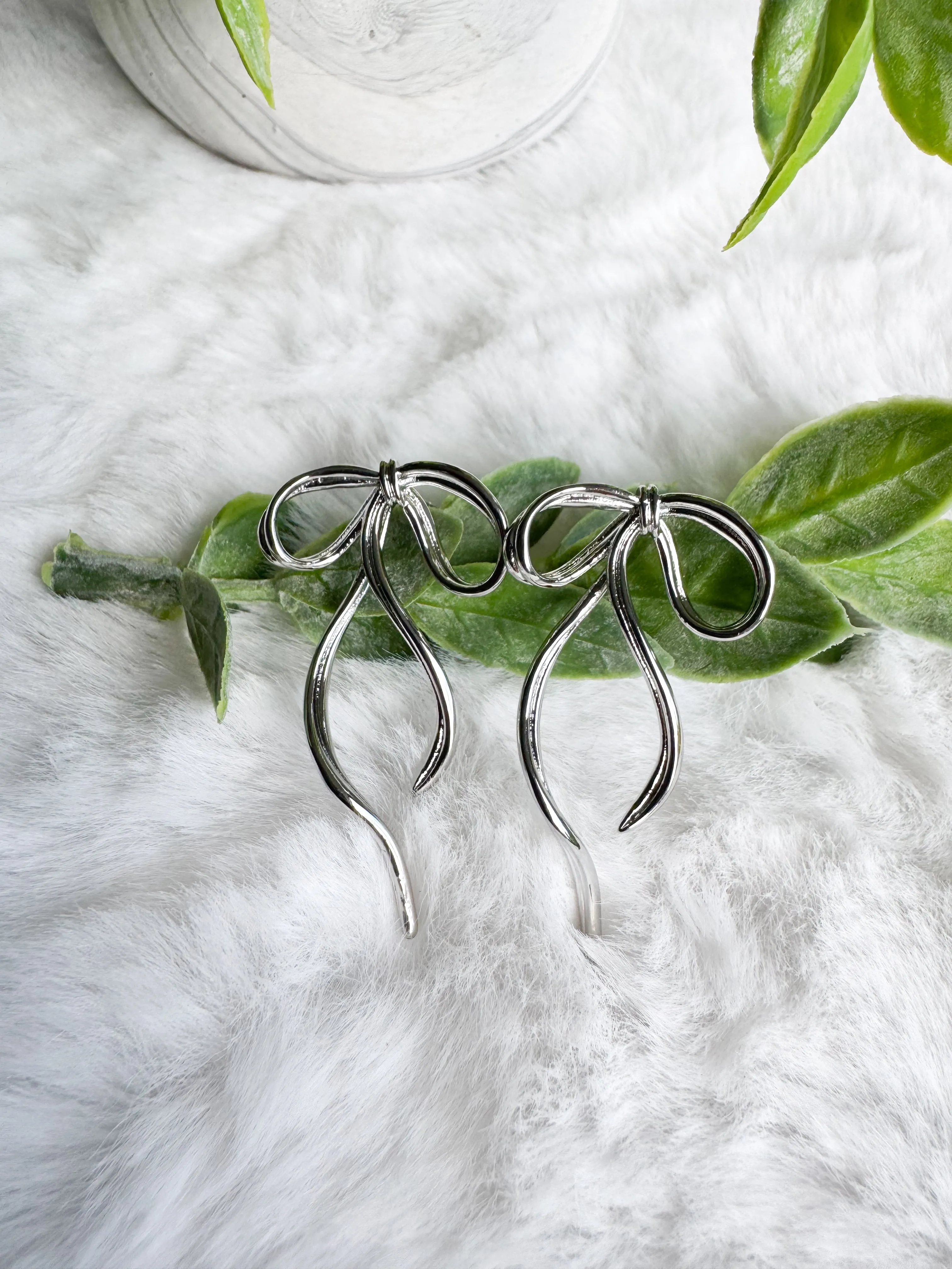 Isis earrings