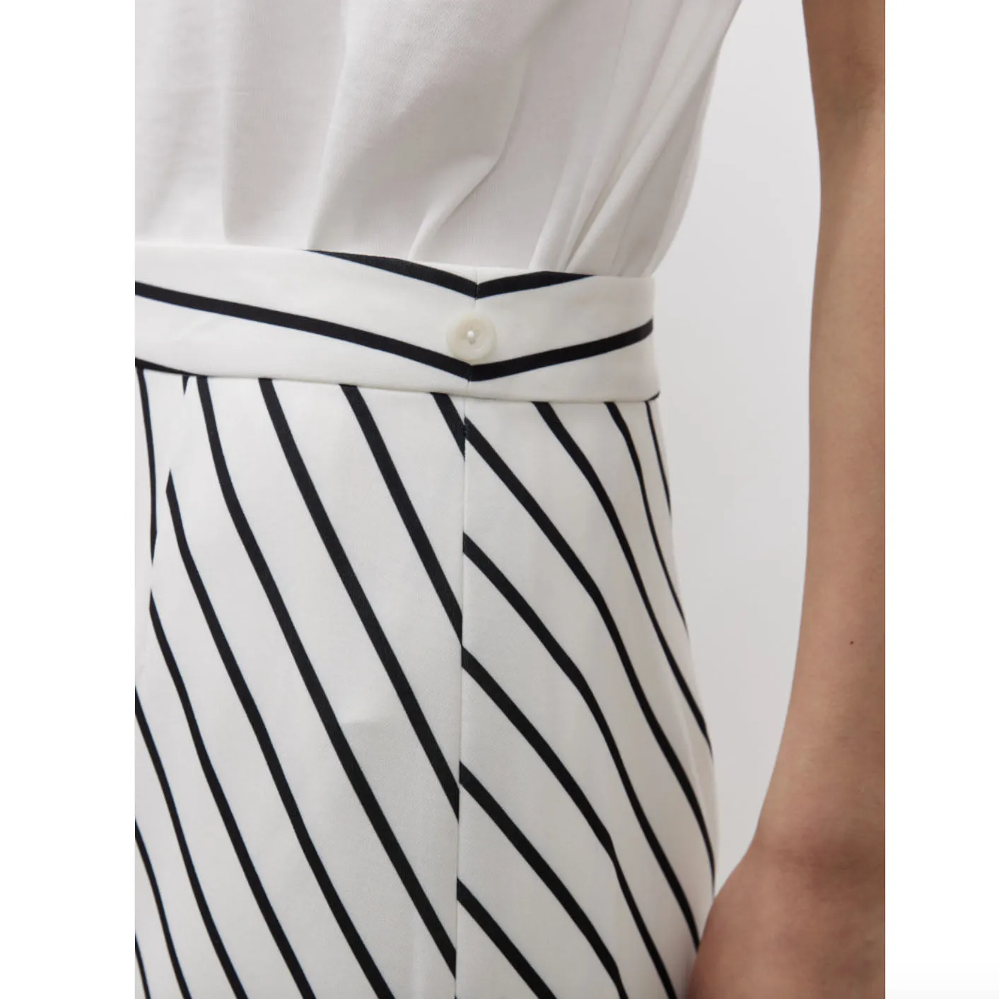 Jasi Skirt