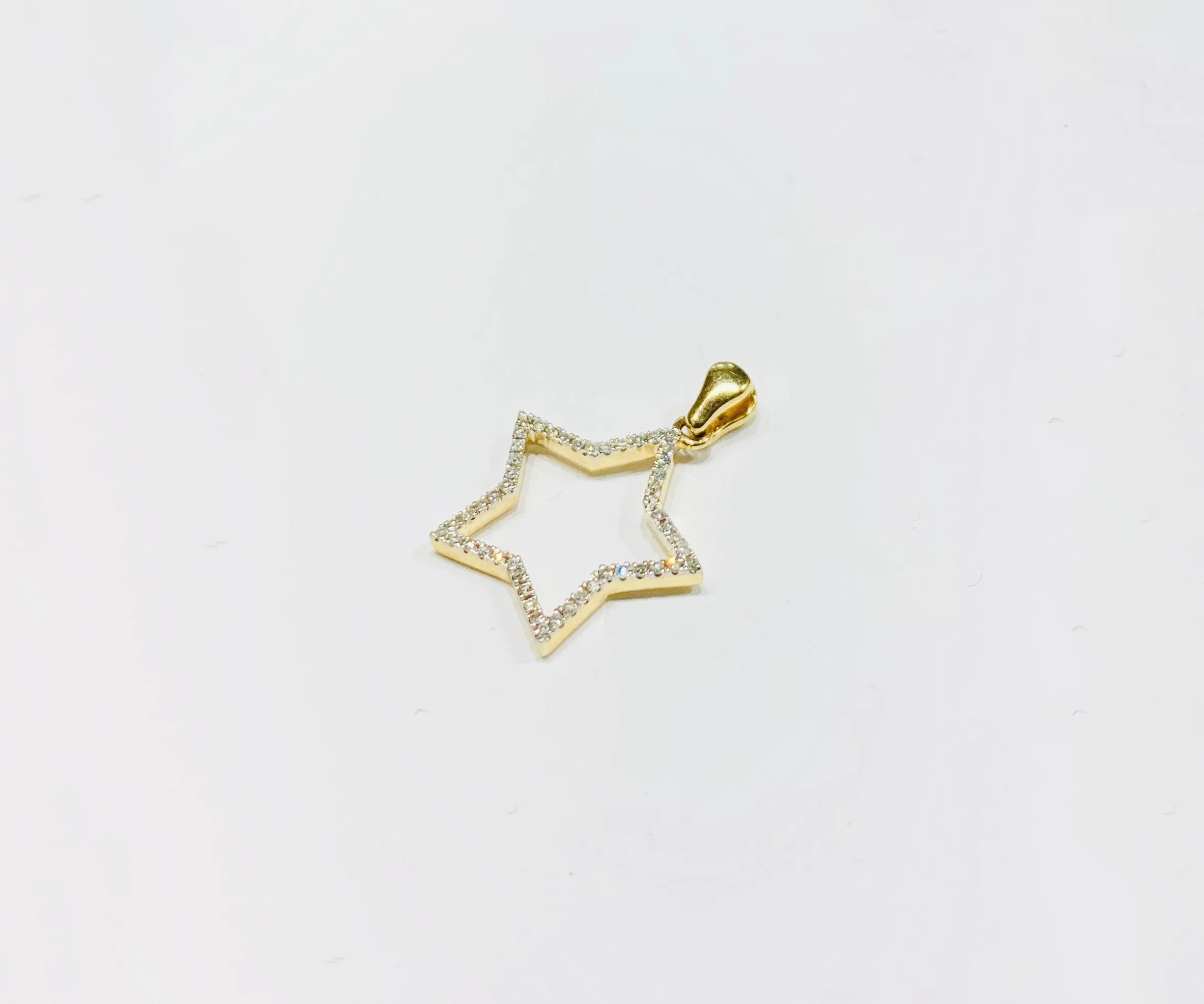 Little Diamond Star Pendant (14K)