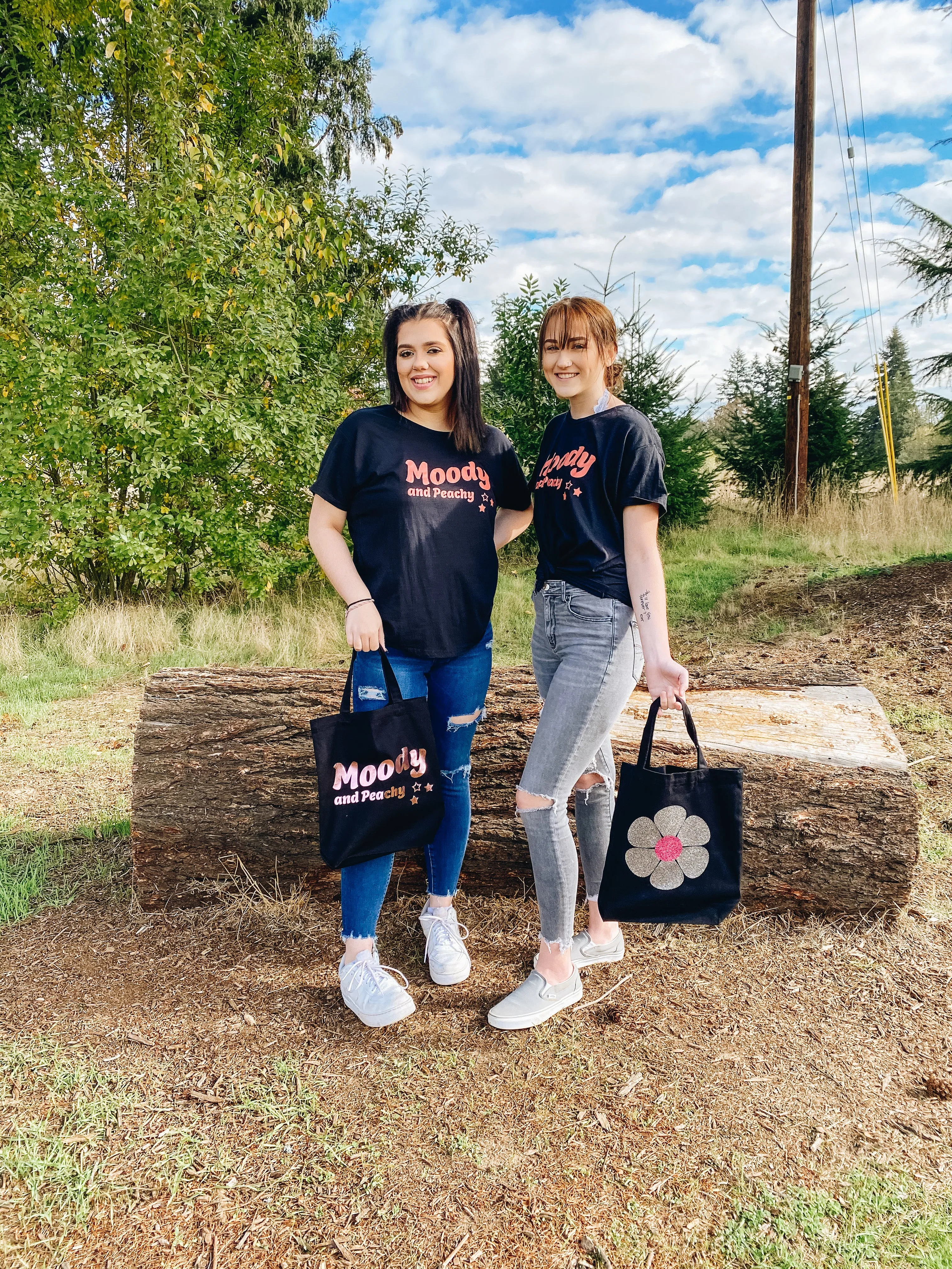 Moody and Peachy - Women's flow tee