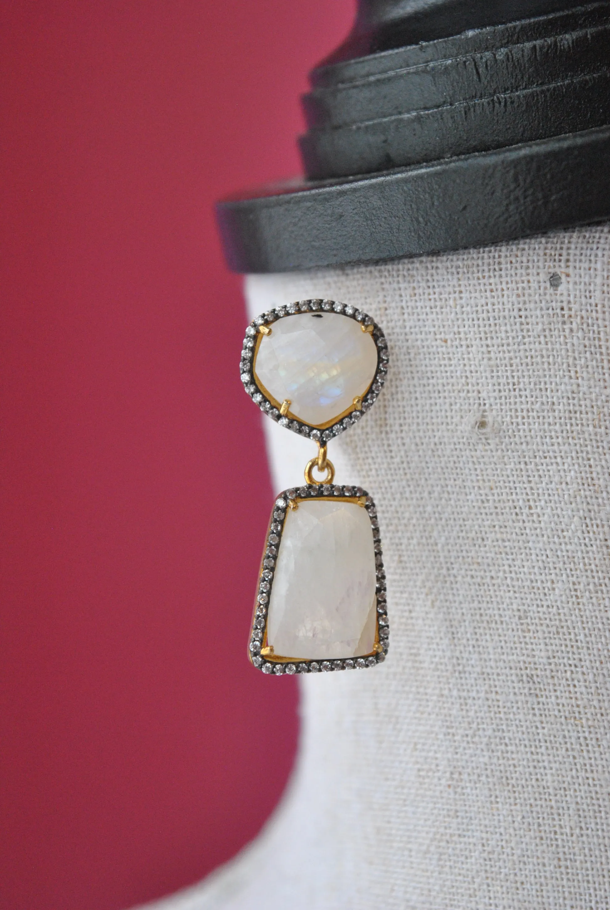 MOONSTONE AND RHINESTONES ON GOLD STATEMENT ELEGANT EARRINGS