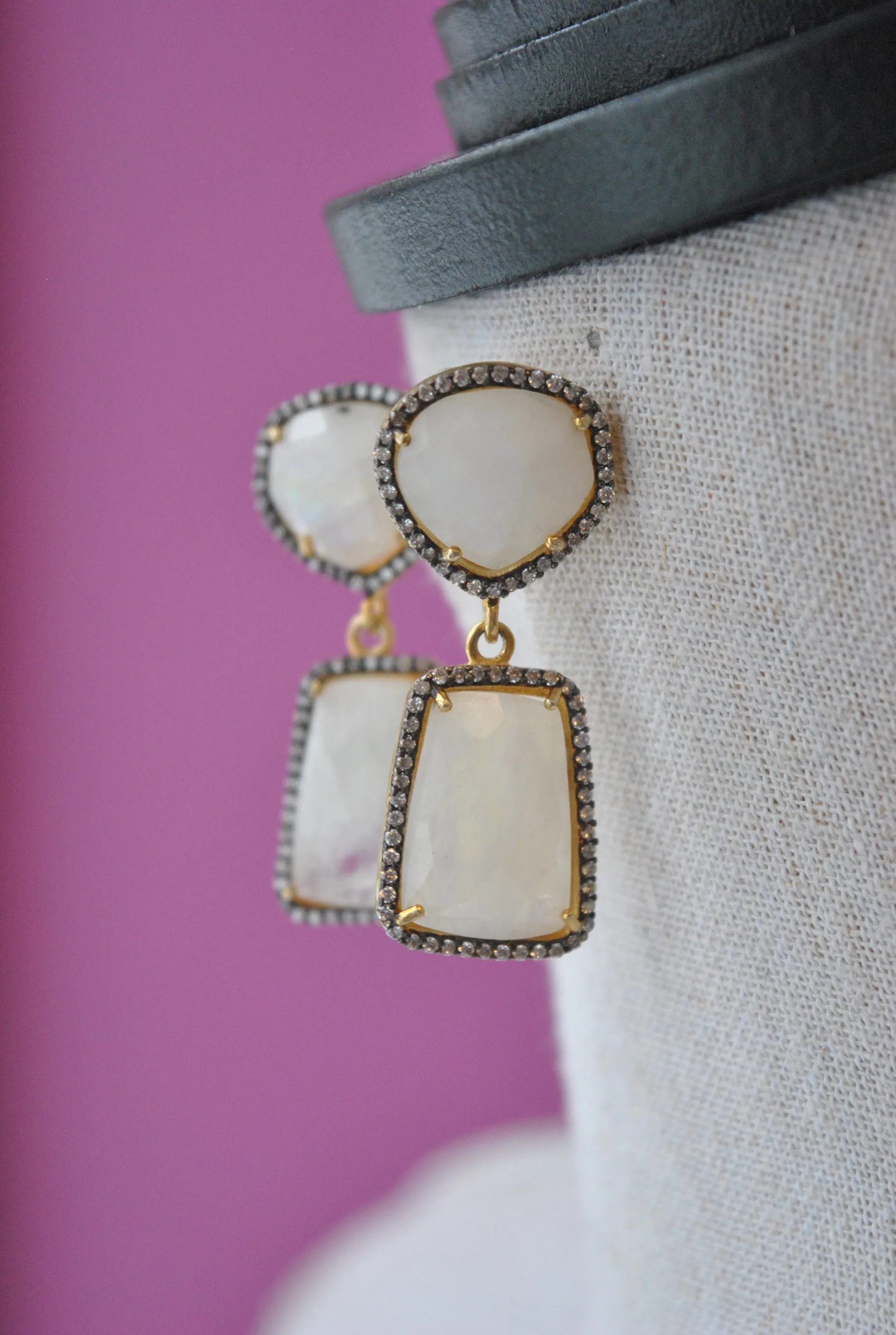 MOONSTONE AND RHINESTONES ON GOLD STATEMENT ELEGANT EARRINGS
