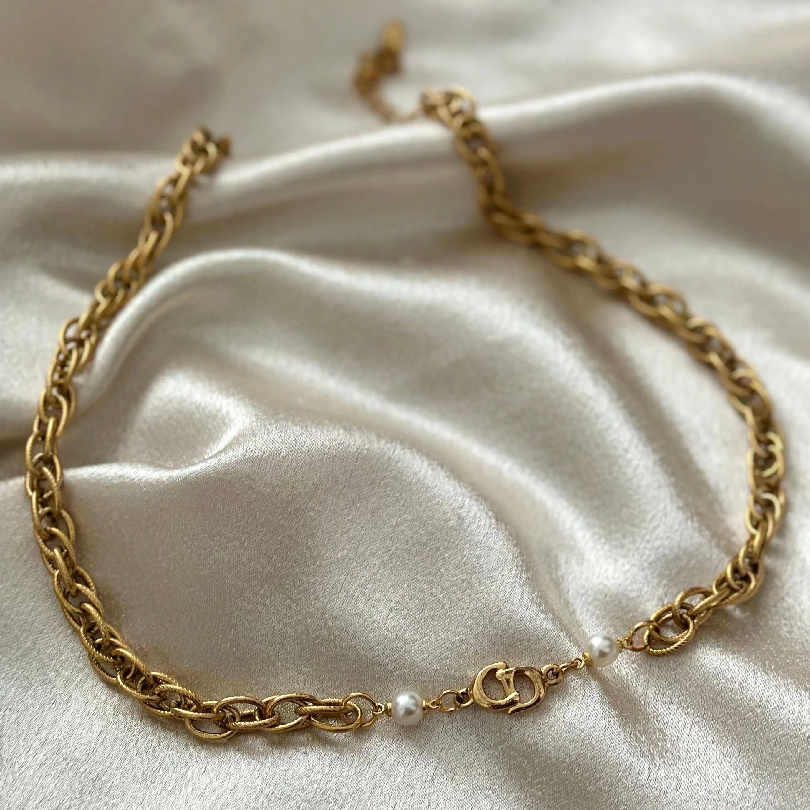 PRE-ORDER: DIOR CD LUNA PEARL MIX NECKLACE