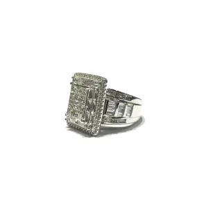 Princess Cut Diamond Cluster Engagement Ring (14K)