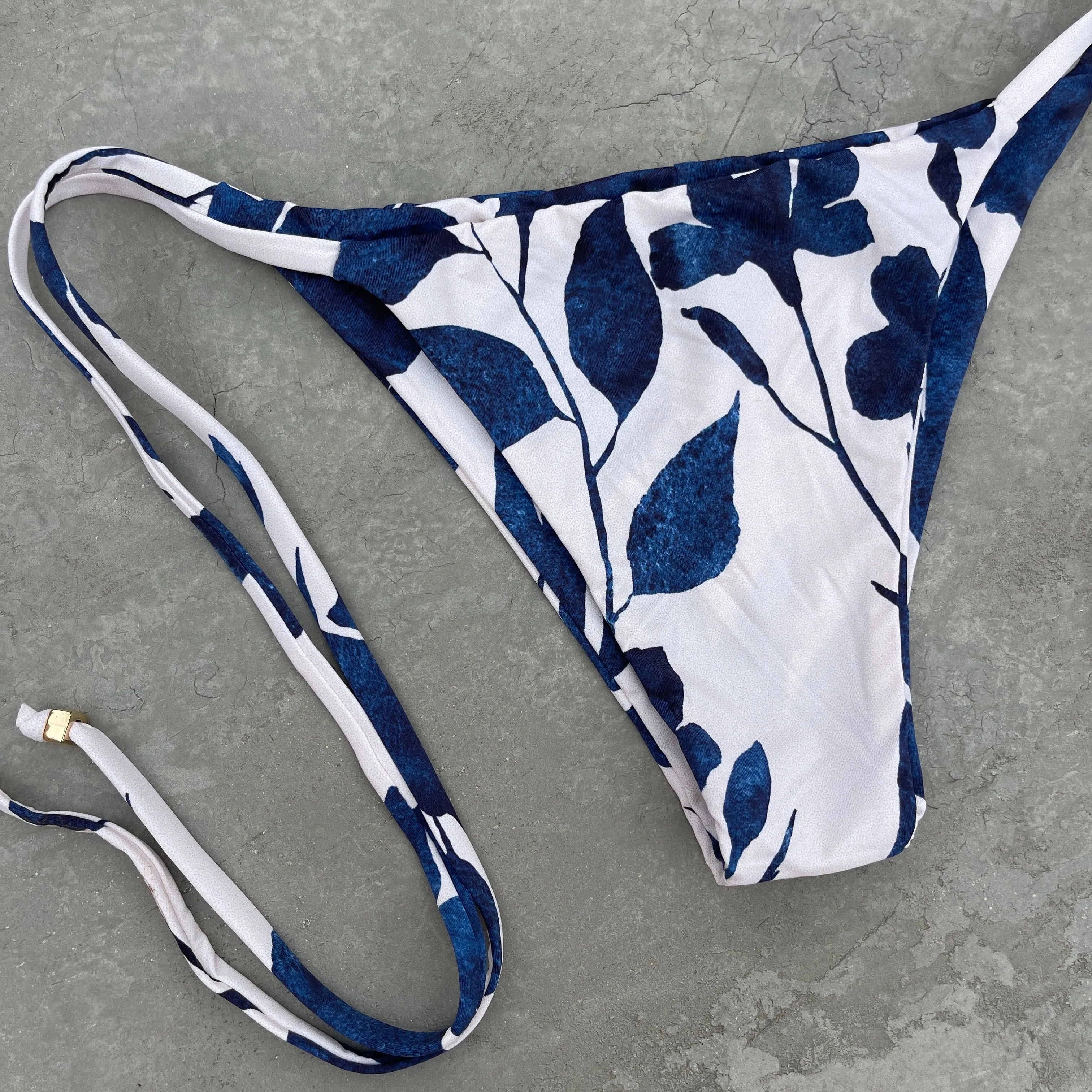 Sapphire Bloom Seamless Side Tie Bottom