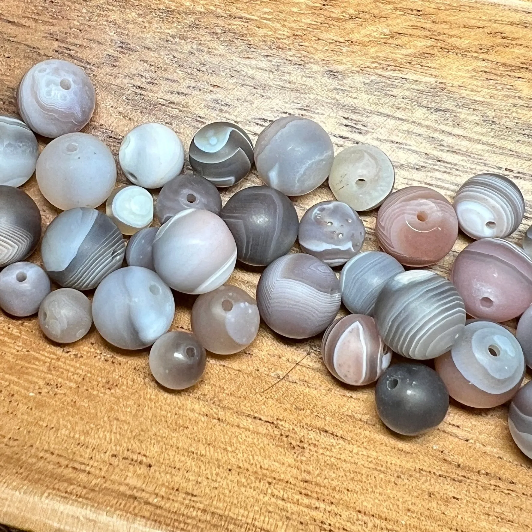 September 2022 Pretty Rocks Club - Botswana agate