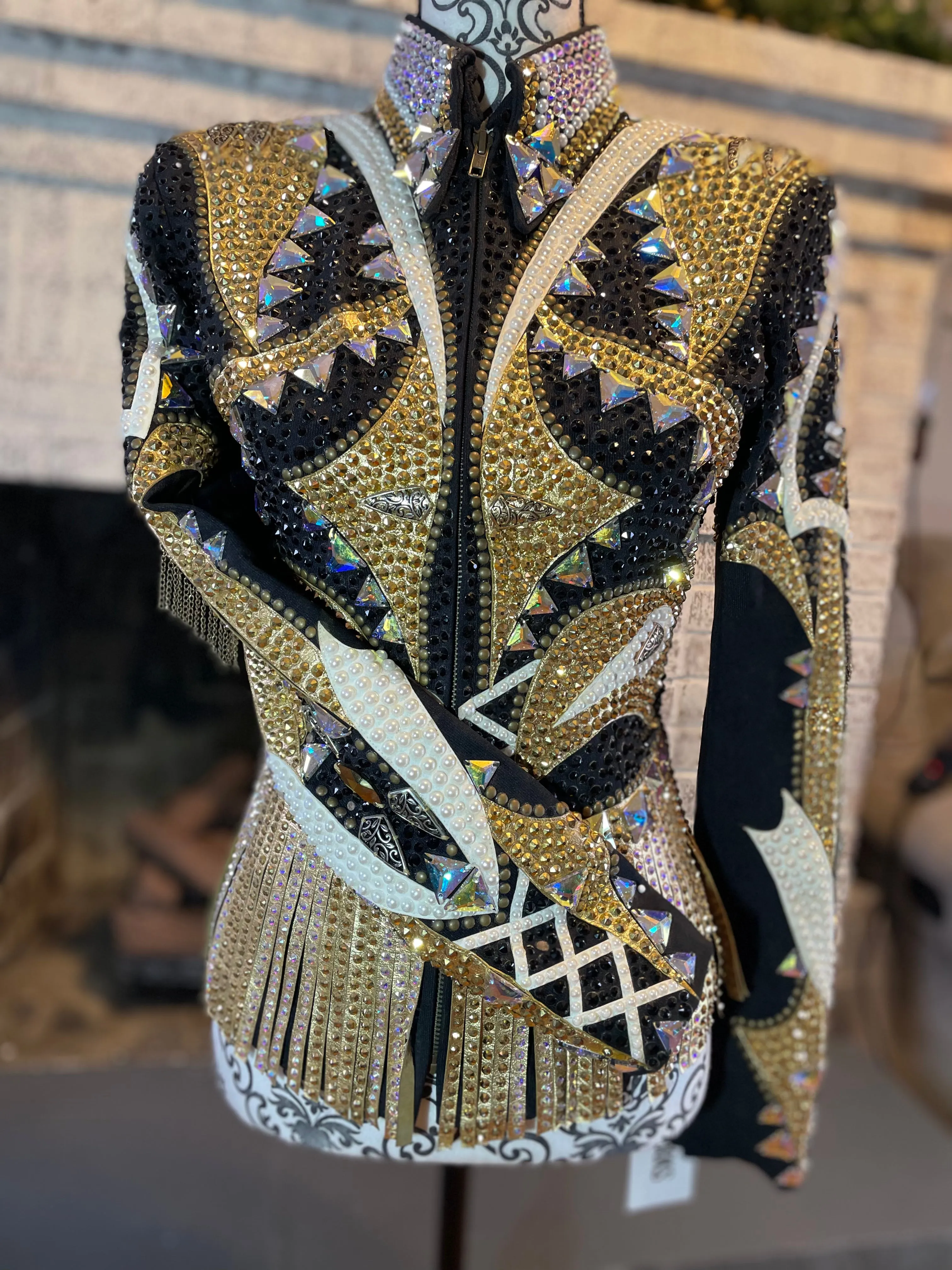 Small Trudy Black Label jacket on consignment