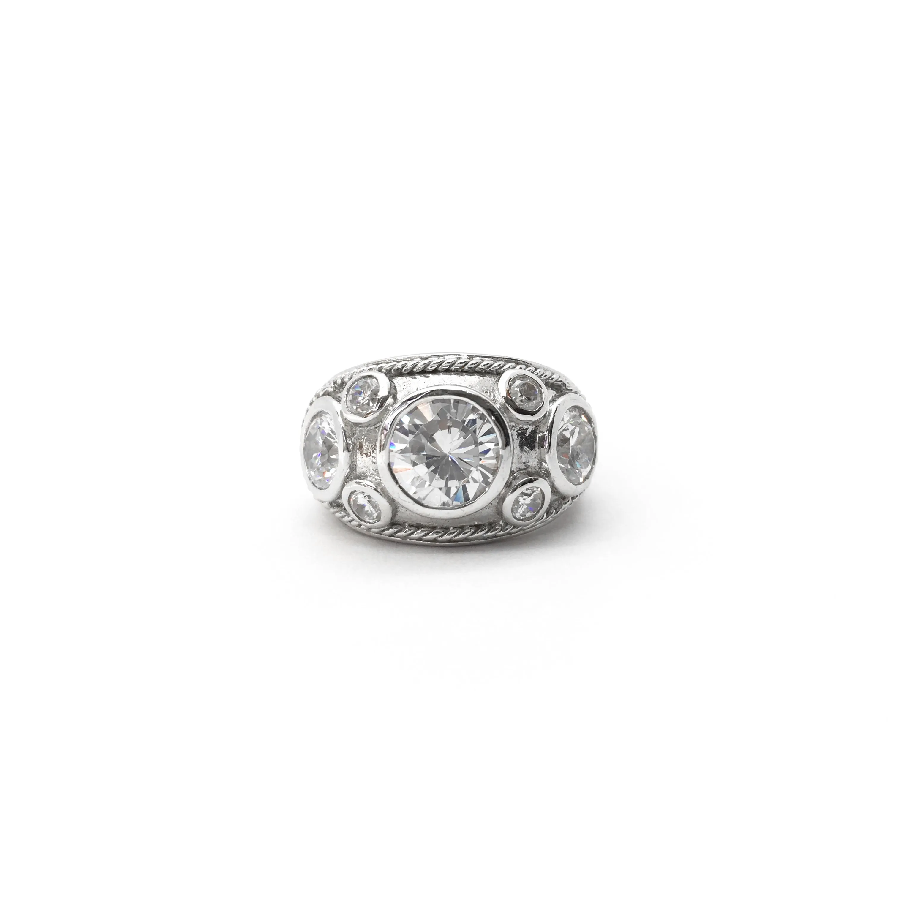 Symmetric Round CZ Cocktail Ring (Silver)