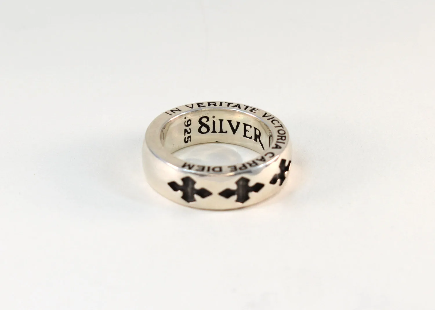 Veritas Ring