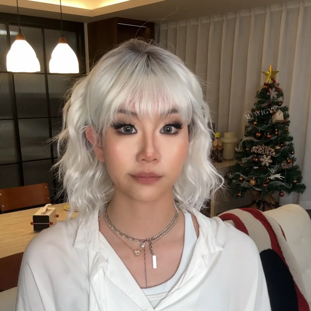 Wigyy Perfect Wave Bob Elegant Wig with Bang